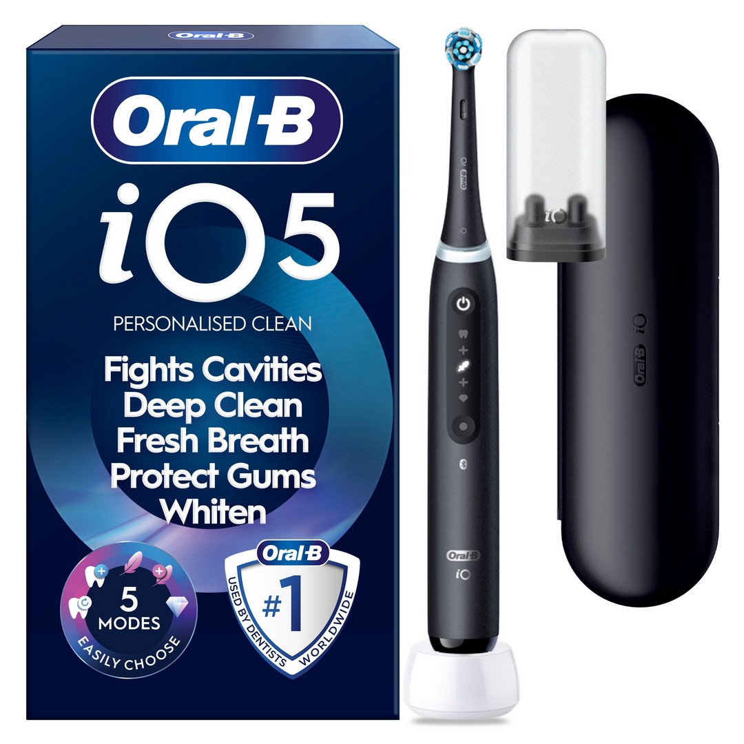 Oral-B iO5 Matt Black, Travel Case, Travel Refi